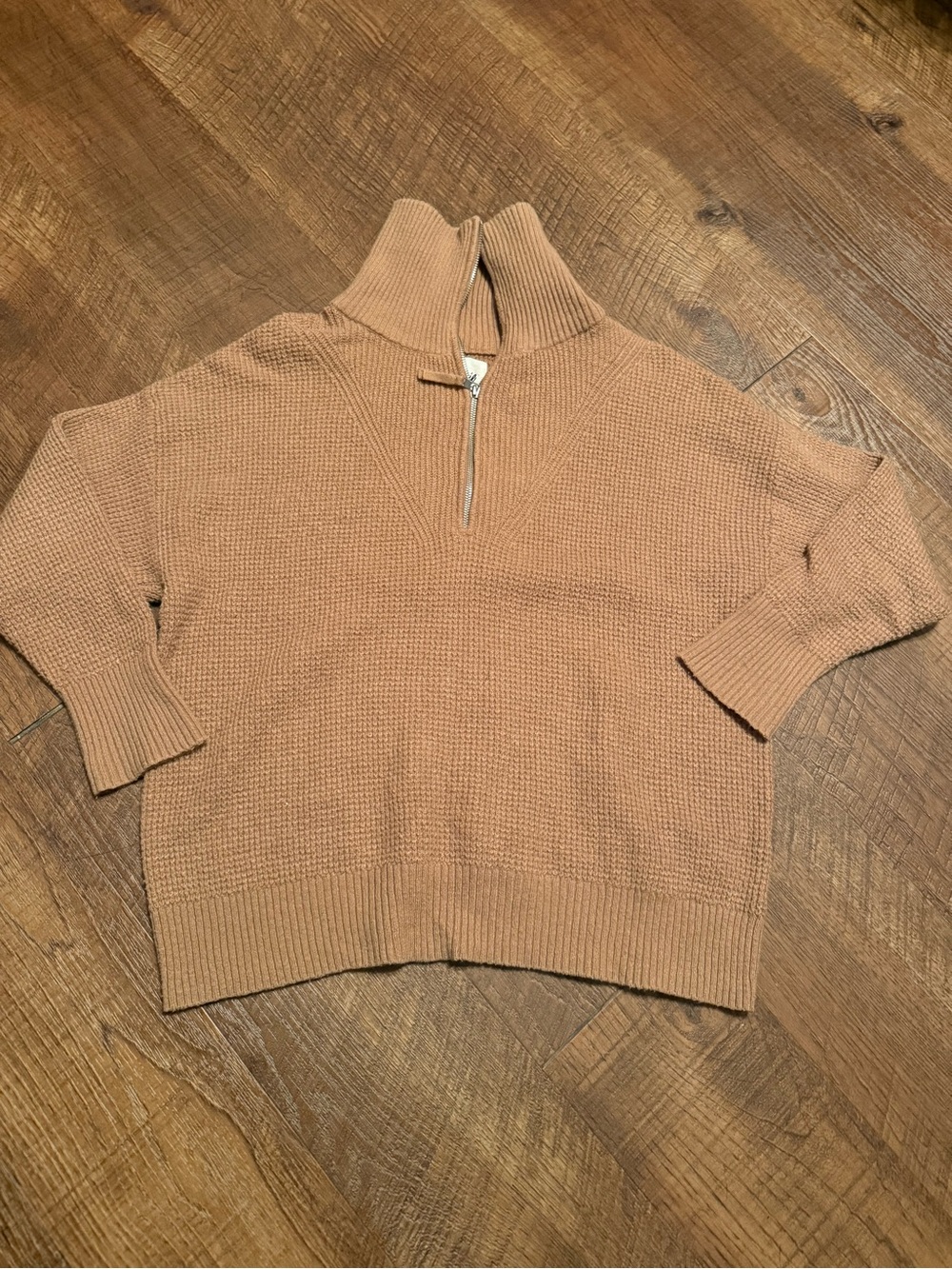 Women's Zip Mock Neck Sweater - Camel